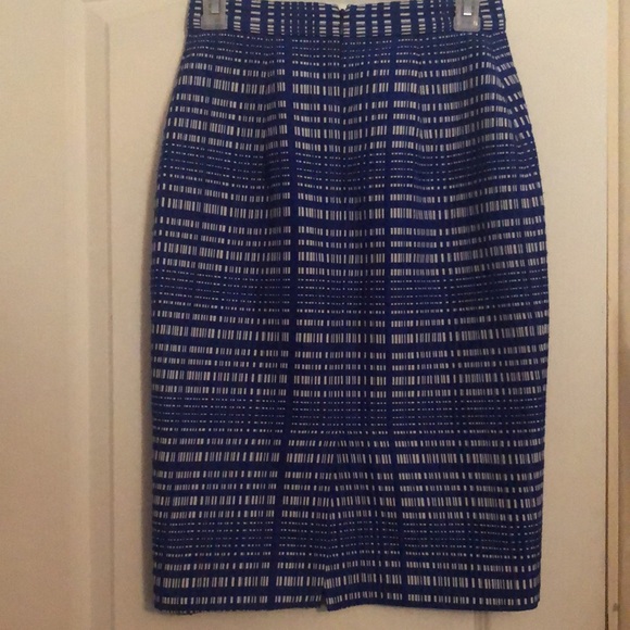 Banana republic. Ladies size 0 pencil skirt - Picture 4 of 9